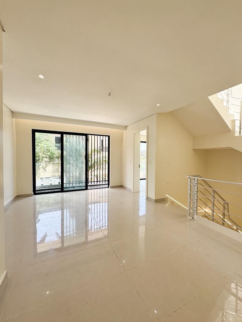 5 Bedroom Fully Detached Ikoyi