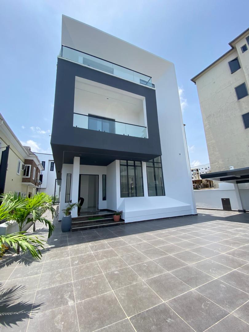 6 Bedroom Fully Detached Lekki County